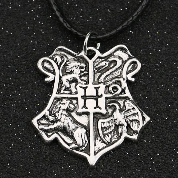 Harry Potter Necklace - Picture 1 of 5